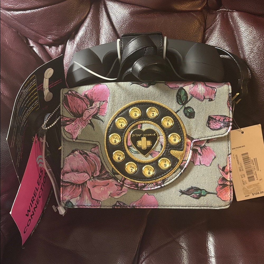 💐🌸🌺 📞BETSY JOHNSON Denim Painted Roses Telephone Purse Crossbody